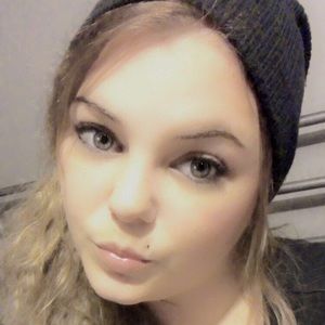 Meet your Posher, Sabrina